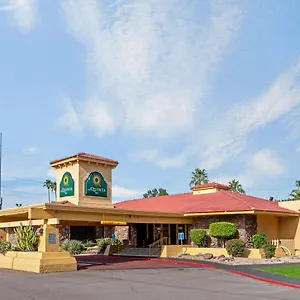 la-quinta-inn-phoenix-north.hotelsofphoenix.com/