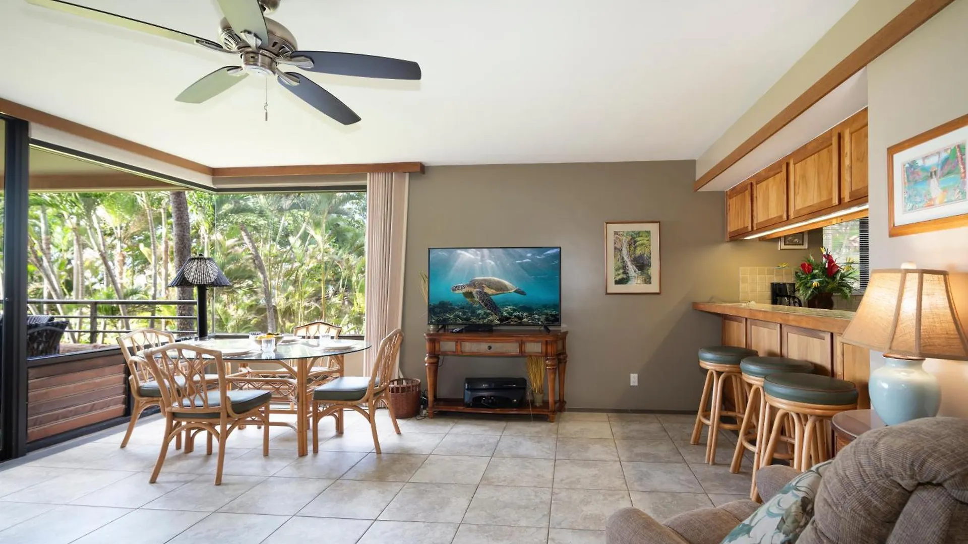 Polo Beach Club Wailea  Aparthotel