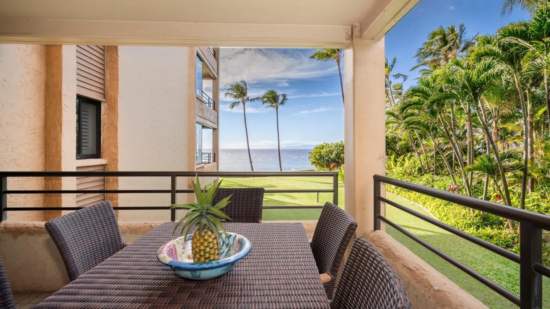 Polo Beach Club Wailea