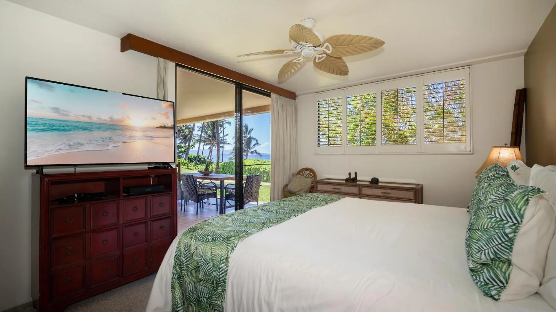 Polo Beach Club Wailea  Aparthotel
